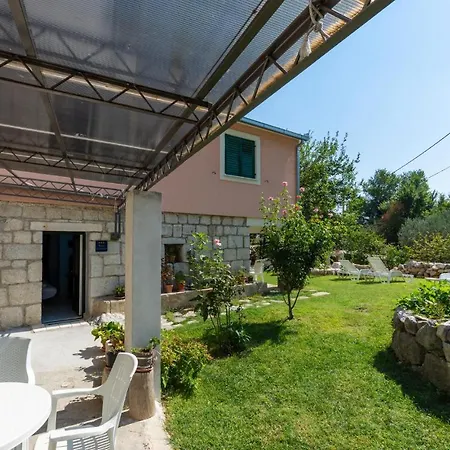 One-bedroom In